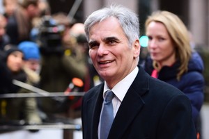 المستشار النمساوي: نتمسك بقرار حصص اللاجئين