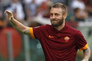 الإصابة تحرم روما من جهود دي روسي لنحو شهر