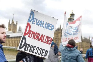 'قانون هانت' يهدد بهجرة الأطباء المبتدئين من بريطانيا