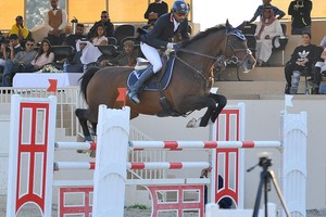 غزوان يخطف لقب الجائزة الكبرى لبطولة الاتحاد الملكي لقفز الحواجز