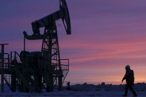 تحذيرات من ارتفاع حاد في أسعار النفط في 2021