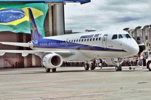 إيران تطلب شراء 50 طائرة امبرير البرازيلية