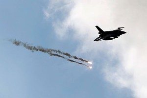 مقاتلات تركية تقصف معسكرات لـ«العمال الكردستاني» شمال العراق