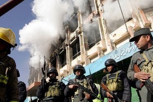 مقتل 9 على الأقل في انفجار أمام وزارة الدفاع في كابول