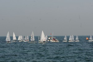 غداً اكتمال عقد المشاركين في خليجية الشراع وانطلاق السباقات