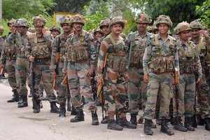 امتحانات الجيش بالسراويل الداخلية تفاديا للغش في ولاية هندية