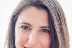 عالم بطلته المرأة في «وقت النسيان»... «الأرملة» و «المرأة الأخرى»