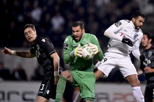 سبورتينغ يحتفظ بصدارة الدوري البرتغالي رغم التعادل