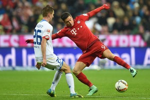 بايرن يسقط أمام ماينز ودورتموند يقلص الفارق معه إلى خمس نقاط