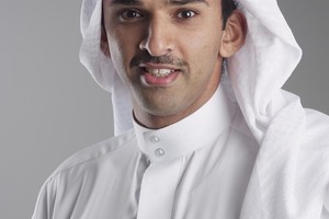 علي بن خليفة يهنئ المحرق فوزه بكأس الملك