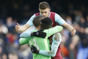 بالصور... مانشستر سيتي يستعيد توازنه بفوز كاسح على أستون فيلا