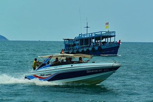 إصابة 67 شخصاً إثر انفجار محرك قارب في تايلاند