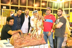 ﻿نحاتون بحرينيون يمثلون «نحاتي الخليج» في مهرجان التمور بالسعودية