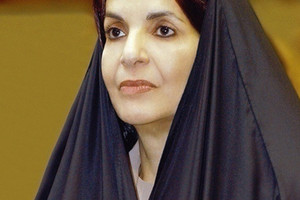 قرينة العاهل ترعى حفل تسليم 'امتياز الشرف لرائدة العمل البحرينية الشابة'