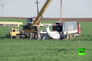 طائرة للتحالف الدولي تهبط اضطراريا وسط حقل شمال العراق