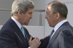 لافروف وكيري يبديان تفاؤلاً بشأن تنفيذ وقت إطلاق النار بسورية