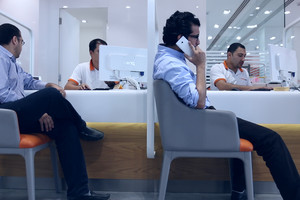 مستخدمو الأجهزة الذكية في الإمارات يتلقون معاملة كبار الشخصيات مع خدمة 'الأولوية للإصلاح'