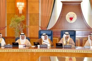 مجلس الوزراء يوجه 'الإسكان' إلى دراسة إنشاء مشروع إسكاني يخدم أهالي قرية حلة العبد الصالح والمناطق المجاورة