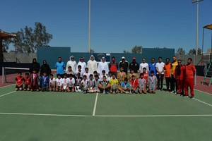 بالصور... تتويج المدارس الفائزة ببطولات التنس لمدارس البنين