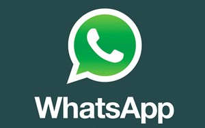 إبعاد وافد من الإمارات بعدما سب صديقه عبر رسالة «واتساب»