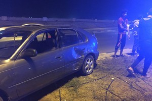 إصابة بحرينية وطفل بتصادم مركبتين بمدينة حمد