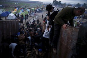 زعماء الاتحاد الاوروبي يحاولون مرة أخرى لوقف الهجرة