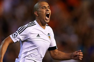 يوفنتوس يسعى للتعاقد مع الجزائري فيجولي