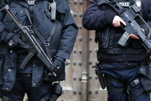 'داعش' 'قد يخطط لشن هجمات هائلة في بريطانيا '