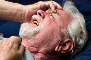 دراسة: خطر الإصابة بـ«السكتة الدماغية» يتضاعف خلال ساعة من شرب «الكحول»