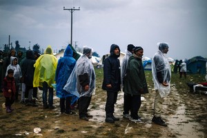 وصول مئات المهاجرين الجدد إلى اليونان