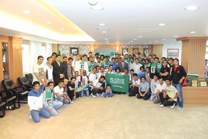 السعودية.. حاملو الجواز الأميركي و«غرين كارد» مطالبون بالضرائب قبل 15 يونيو