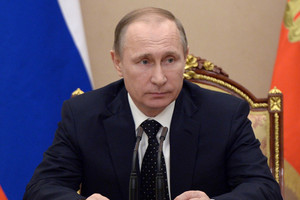 بوتين يوقع مرسوماً يتعلق بتحديد توريد المواد النووية إلى إيران