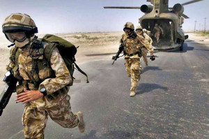 بريطانيا تعلن ارسال المزيد من الجنود لتدريب الجيش العراقي