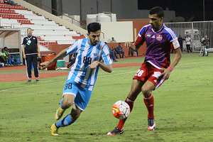 الشعب يقترب من الهبوط بعد هزيمته أمام دبا الفجيرة في الدوري الإماراتي