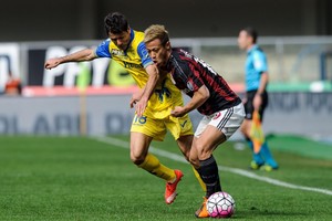 التعادل السلبي يحسم مباراة كييفو مع ميلان بالدوري الإيطالي