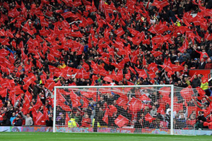 يونايتد يتجنب عقوبة من الاتحاد الأوروبي عقب هتافات مشجعيه في لقاء ليفربول