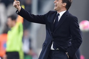 اليغري يوافق على تجديد عقده مع يوفنتوس حتى 2019