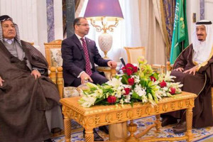 العاهل السعودي يستقبل رئيس البرلمان العراقي