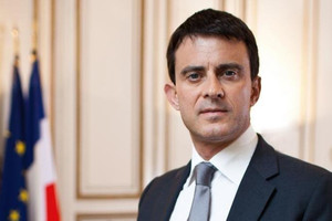 فالس: فرنسا تريد 'تعاونا فاعلا مع تركيا' ولكن من دون 'ابتزاز'