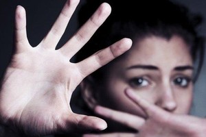 الحكومة المغربية تصادق على أول قانون لمحاربة العنف ضد النساء