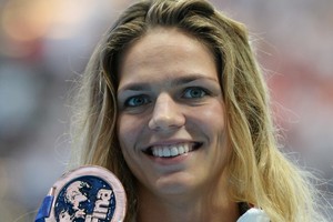 سباحة روسية تواجه شبح الإيقاف مدى الحياة بسبب المنشطات