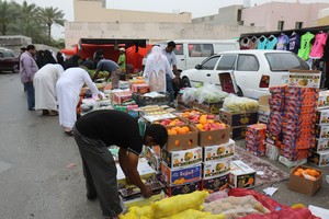 شاهد صور الى سوق الاربعاء بقرية الدراز