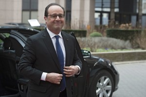 هولاند: فرنسا ستطلب تسليم عبد السلام المطلوب الأول في هجمات باريس