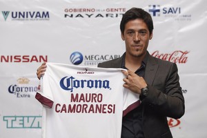 تيغري الأرجنتيني يقيل مدربه كامورانيسي