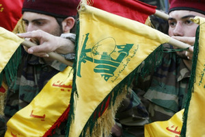 الكويت.. لا تجديد إقامات لـ 1100 لبناني وسوري لعلاقتهم بـ «حزب الله»