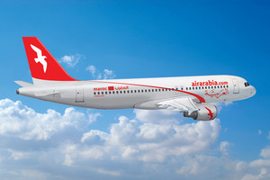 طائرة تابعة لشركة طيران العربية تهبط بمطار خالد الدولي للاشتباه بوجود حريق