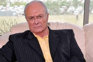 الفنان يوسف فوزى يعتزل التمثيل نهائيا لإصابته بالشلل الرعاش