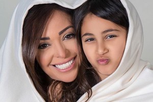 بالصور... أمهات المشاهير و'الأم النجمة'