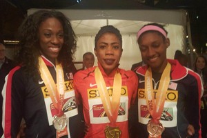 أصداء رائعة لفوز العداءة 'أولكيمي' بذهبية بطولة العالم داخل الصالات