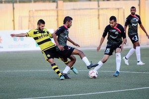 بالصور.. فوز مدينة حمد وكرانة في بطولة الوطن لكرة القدم